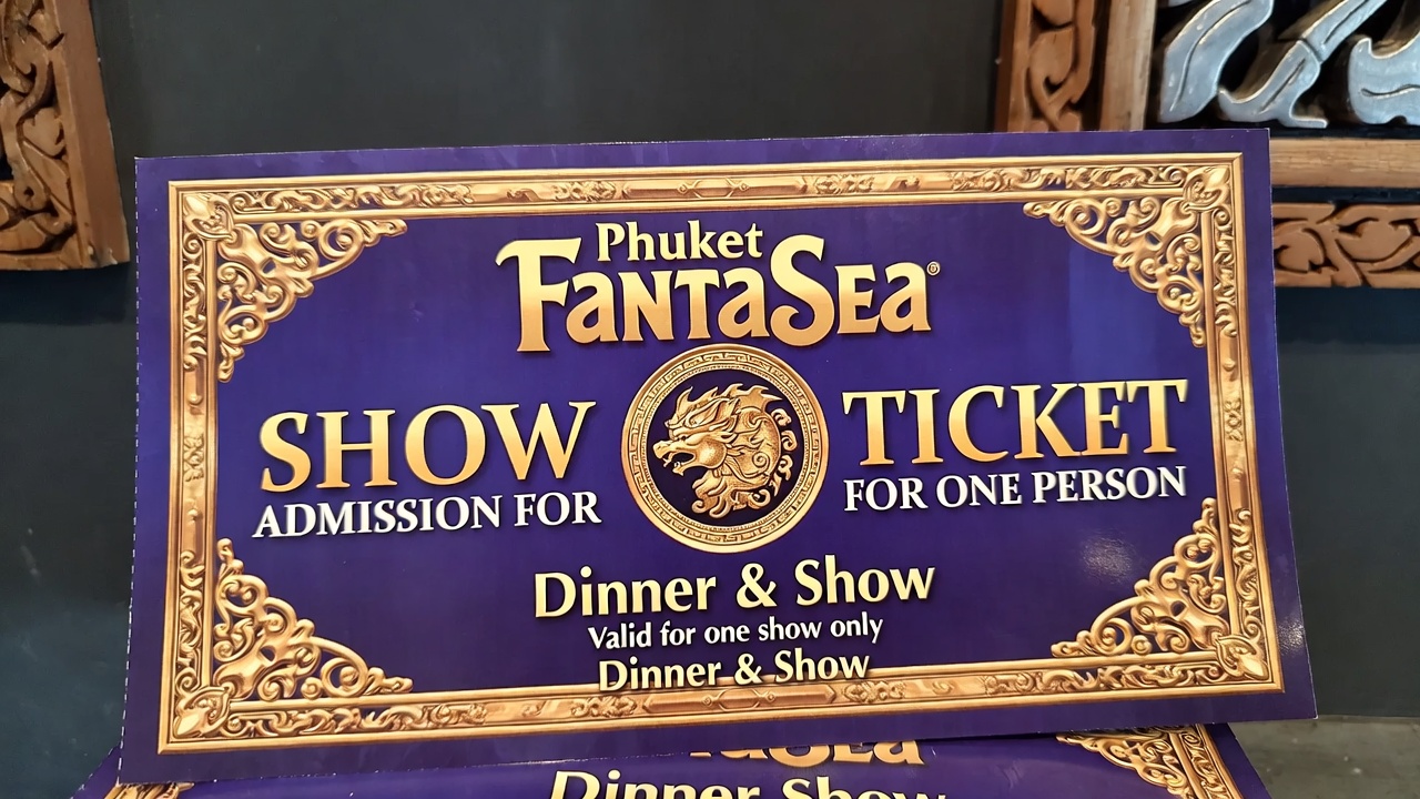 Phuket FantaSea Show Ticket with Dinner